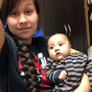 Meet your Posher, Elysa